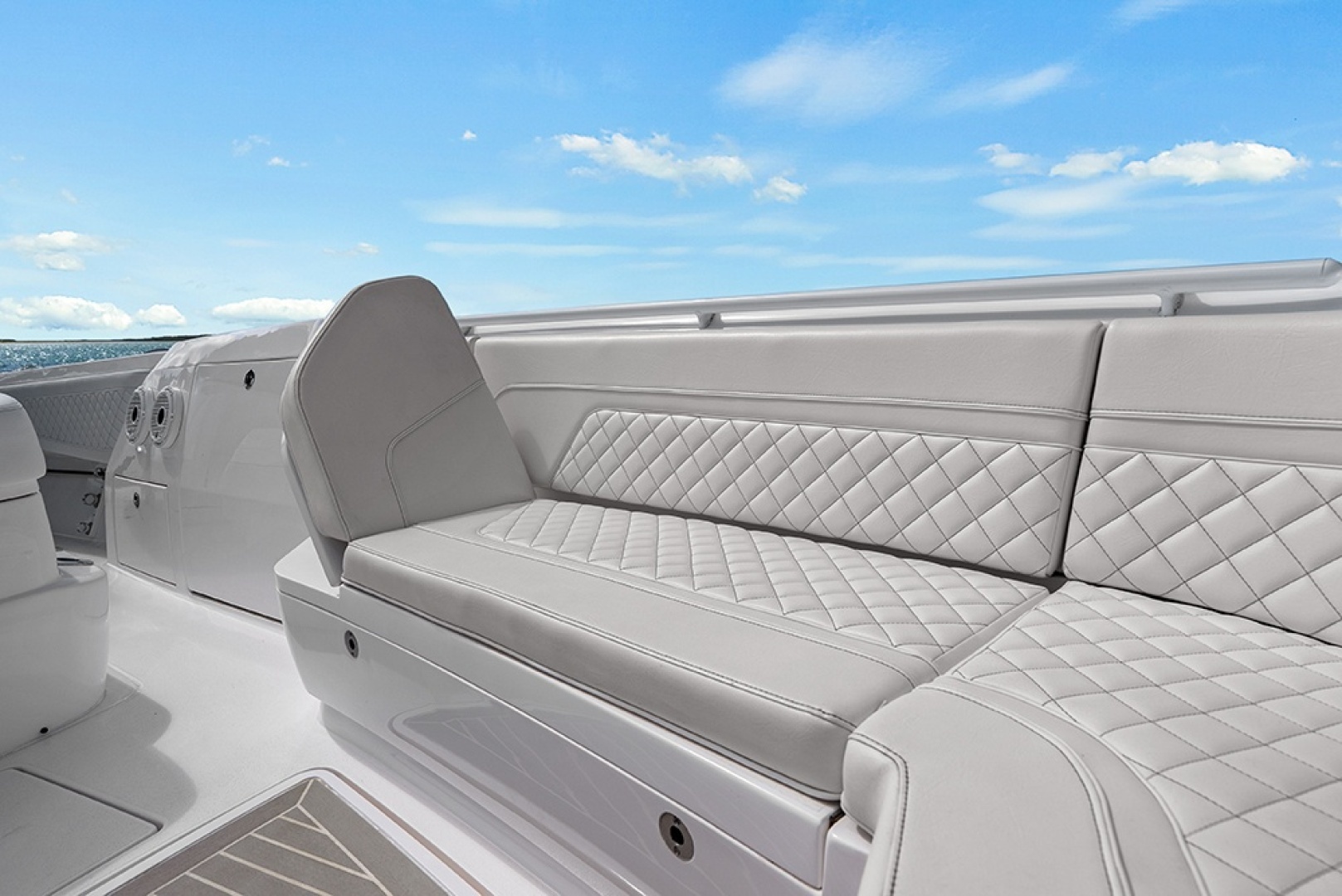 2022 Intrepid 427 Nomad FE - Image 50