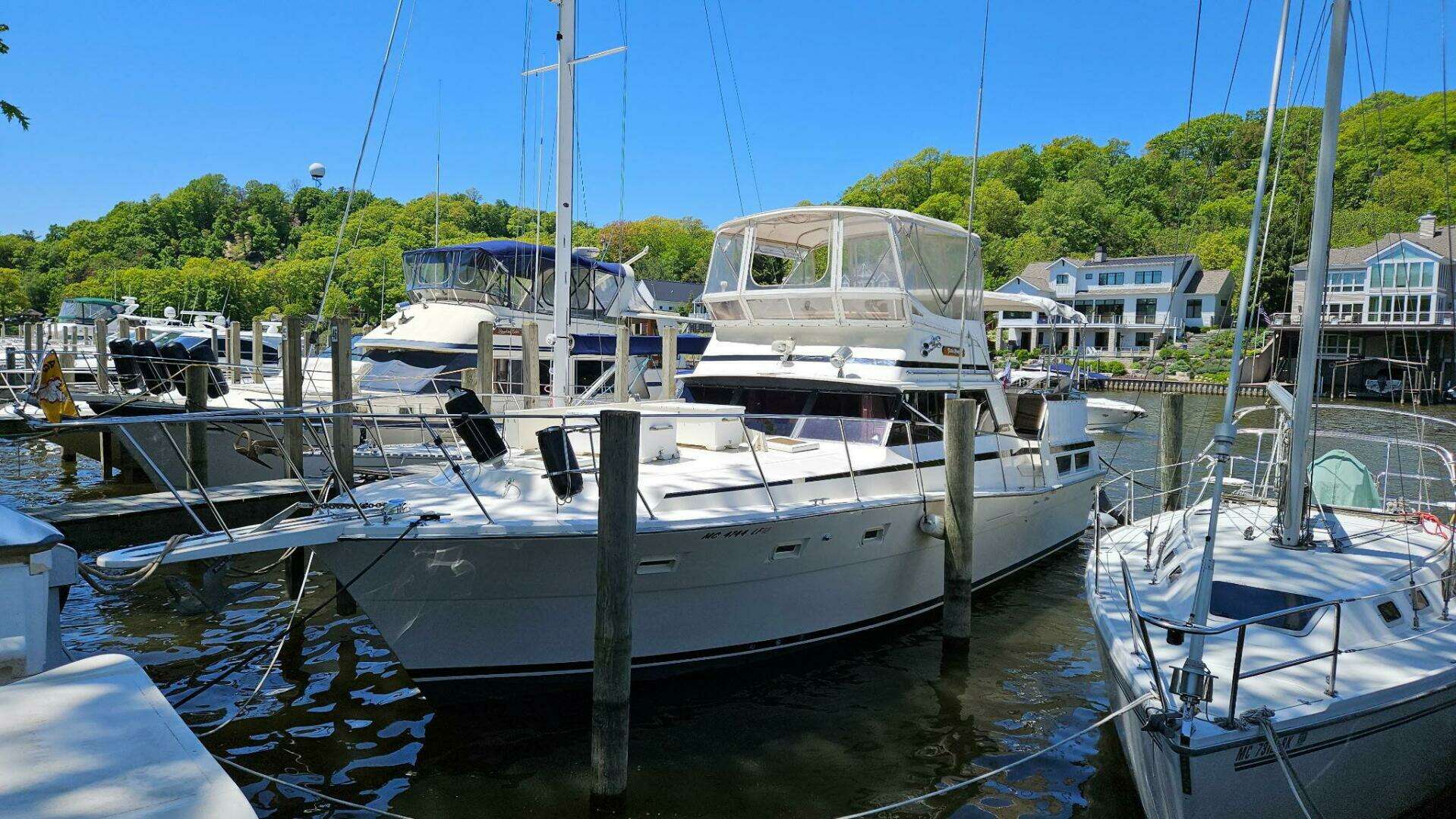 1980 Viking 43 DCMY - Image 3