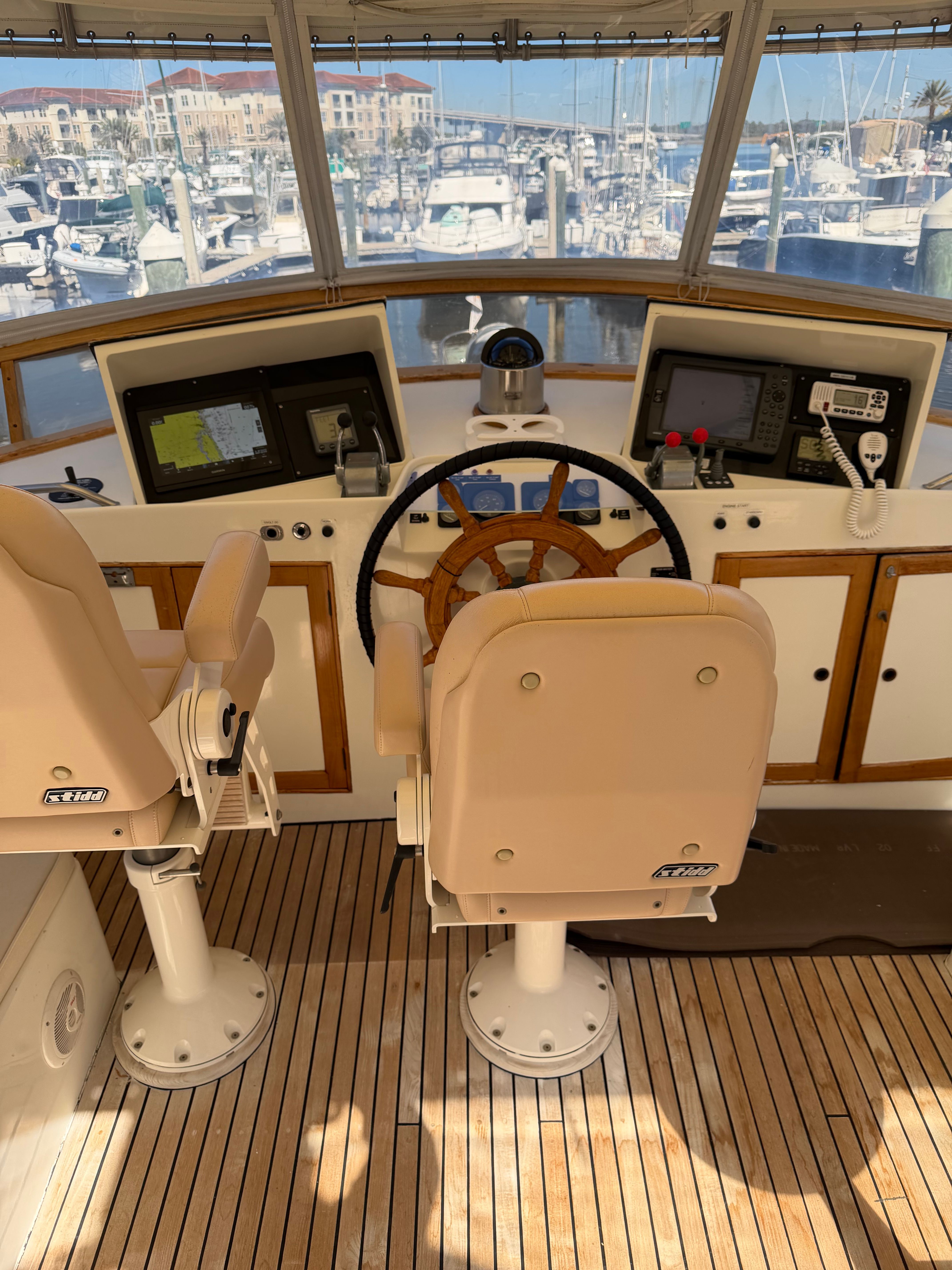 1983 Island Gypsy 44 Flush Deck - 112