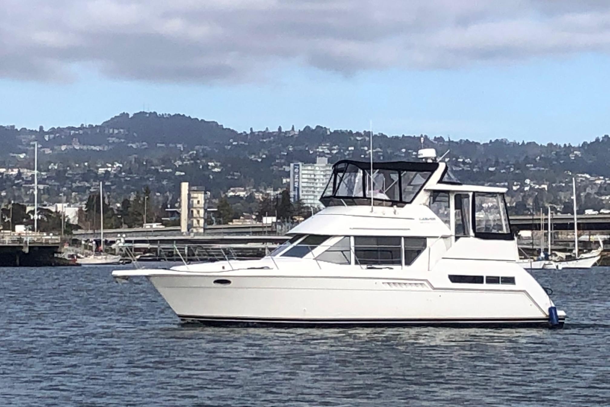 1997 Carver 355 Aft Cabin Motor Yacht