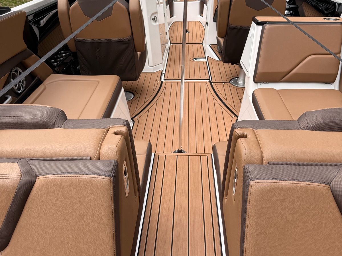 2024 Yamaha Boats 252SD - 10