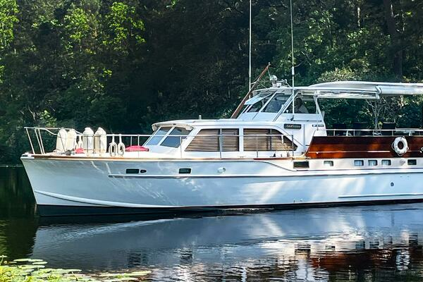 1962 Matthews 42 Double Cabin