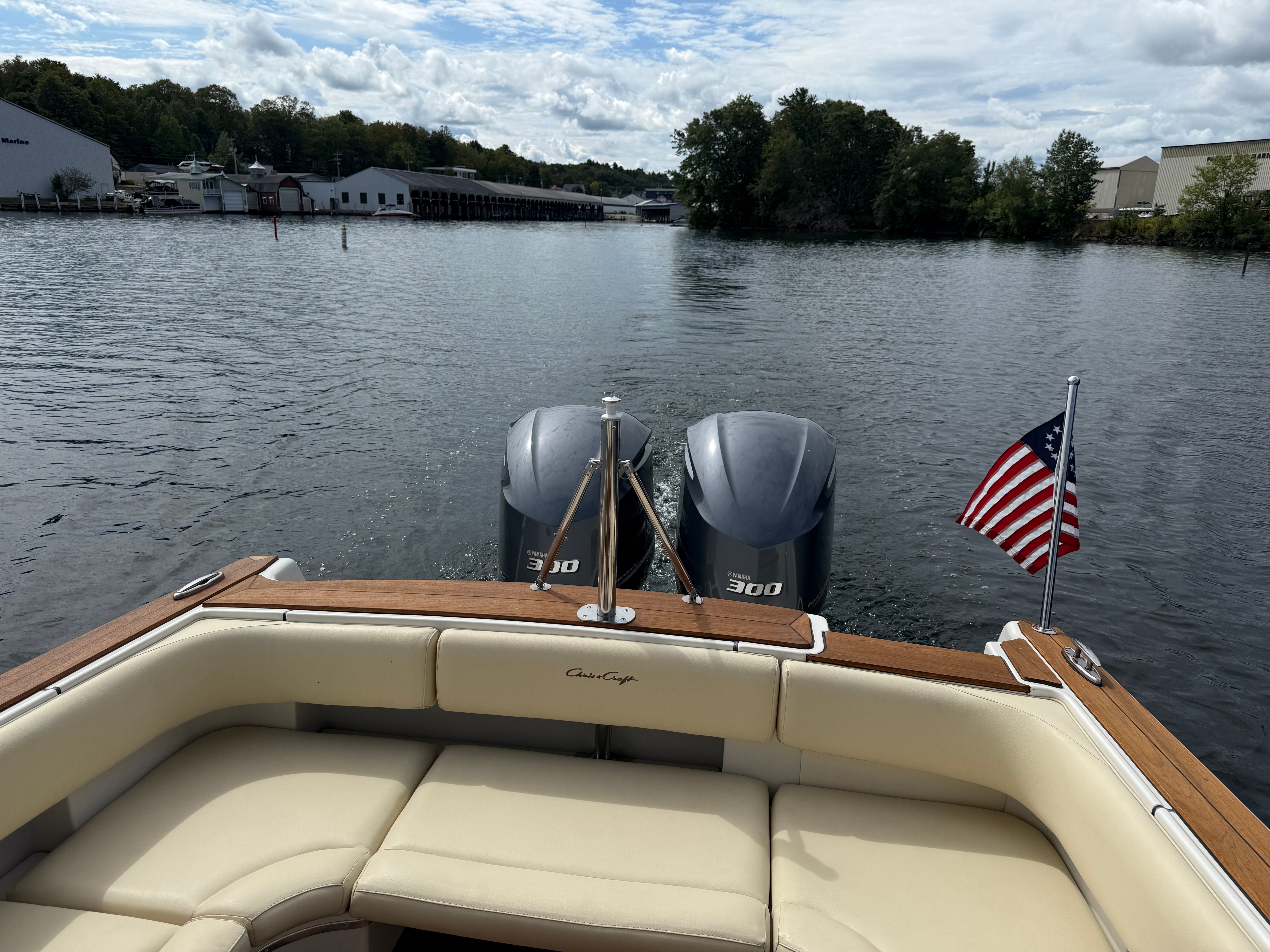 2014 Chris-Craft Catalina 29 Sun Tender - 10