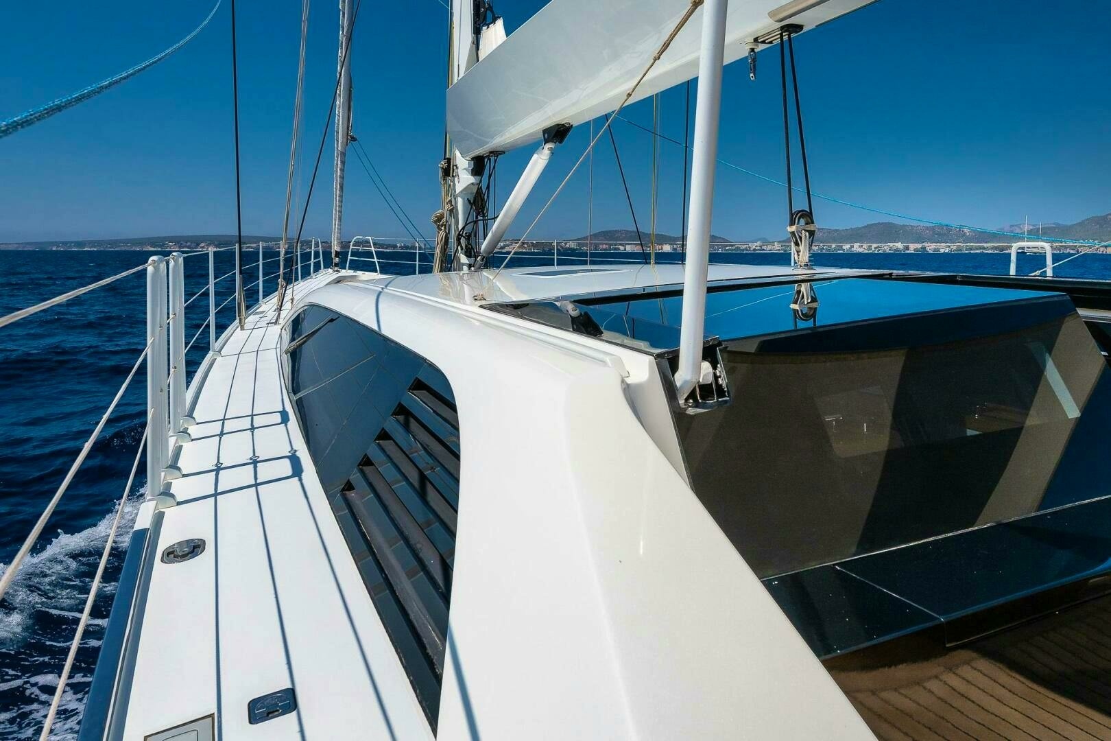 2014 Cyrus Yachts Custom - Image 18