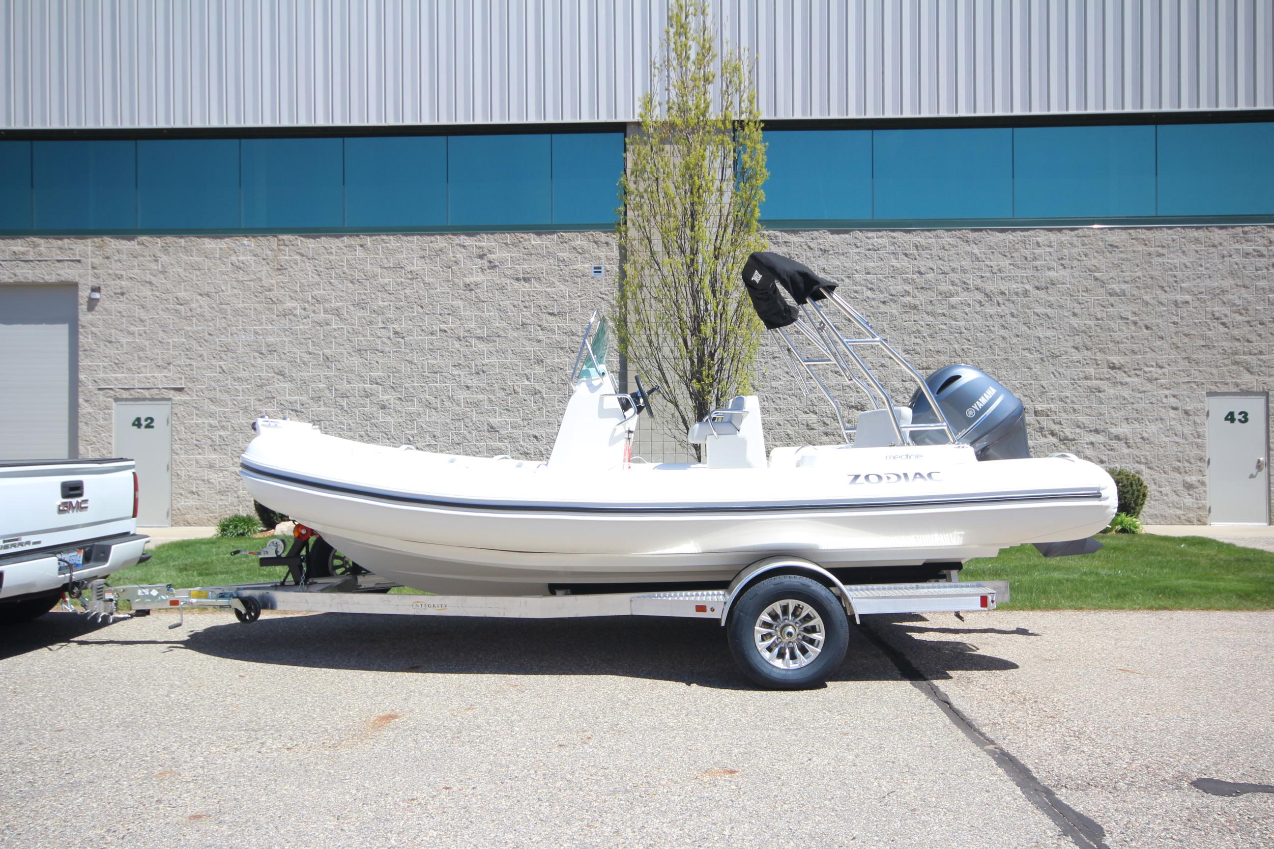 2025 Zodiac Medline 5.8