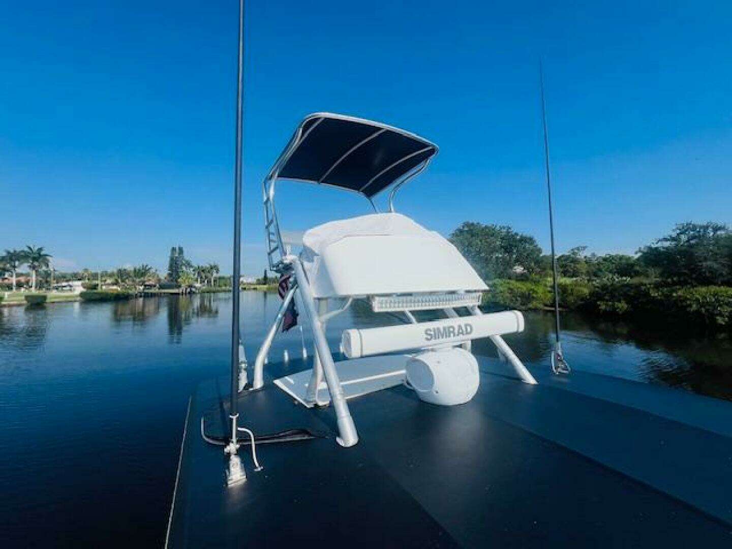 1999 Venture 34 Walkaround with Tower - Image 22