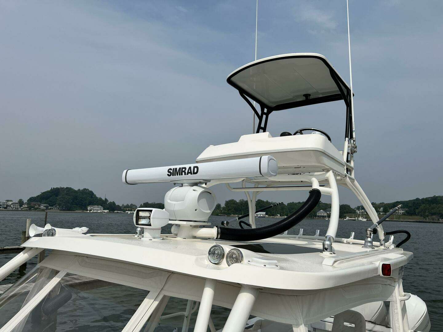 2012 Everglades 350 LX - Image 22