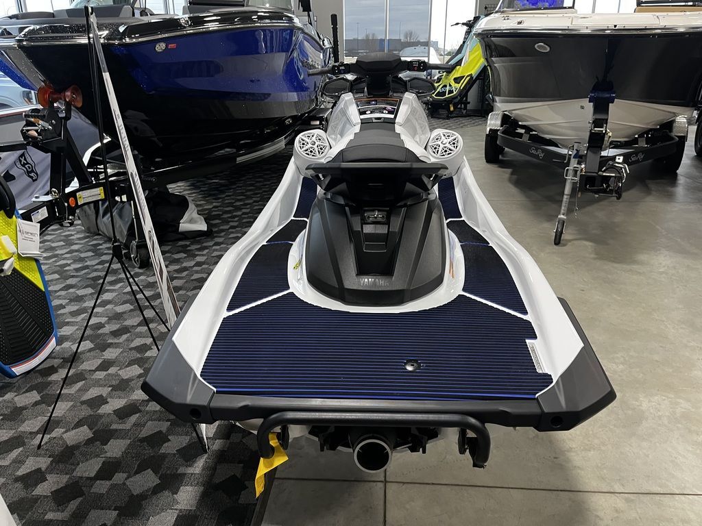 2026 Yamaha Boats VX Deluxe - 3