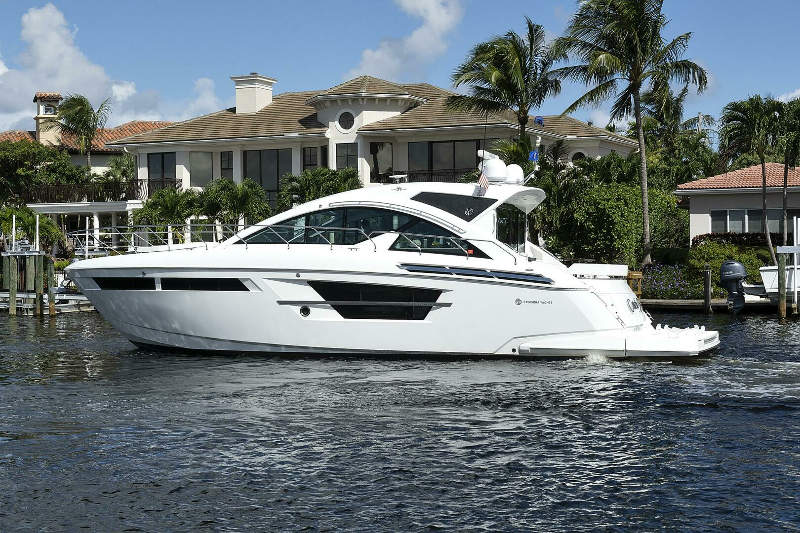 2019 Cruisers Yachts 54 Cantius - Image 2