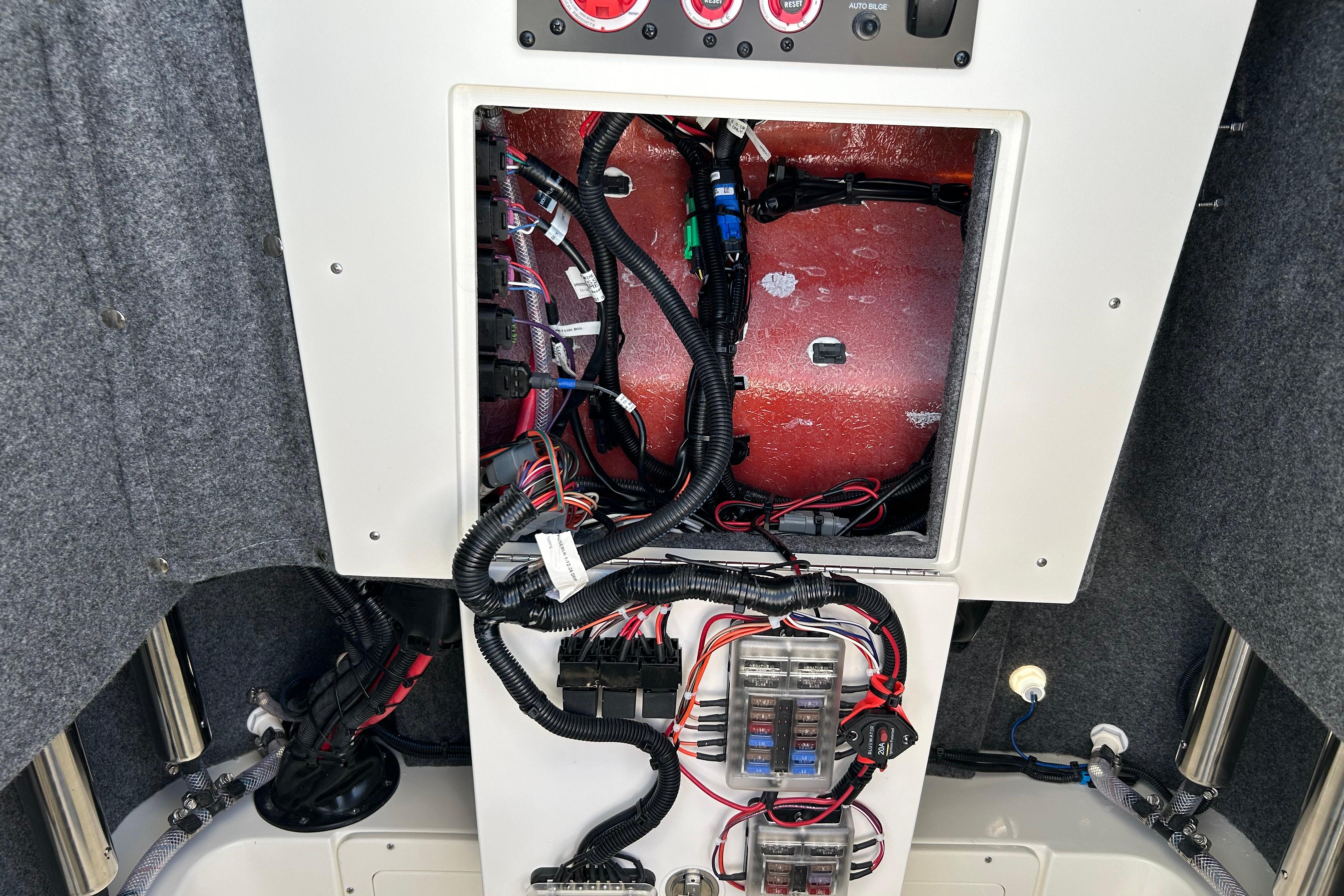 Electrical wiring and components inside a 2026 Mako 226 Center Console boat.