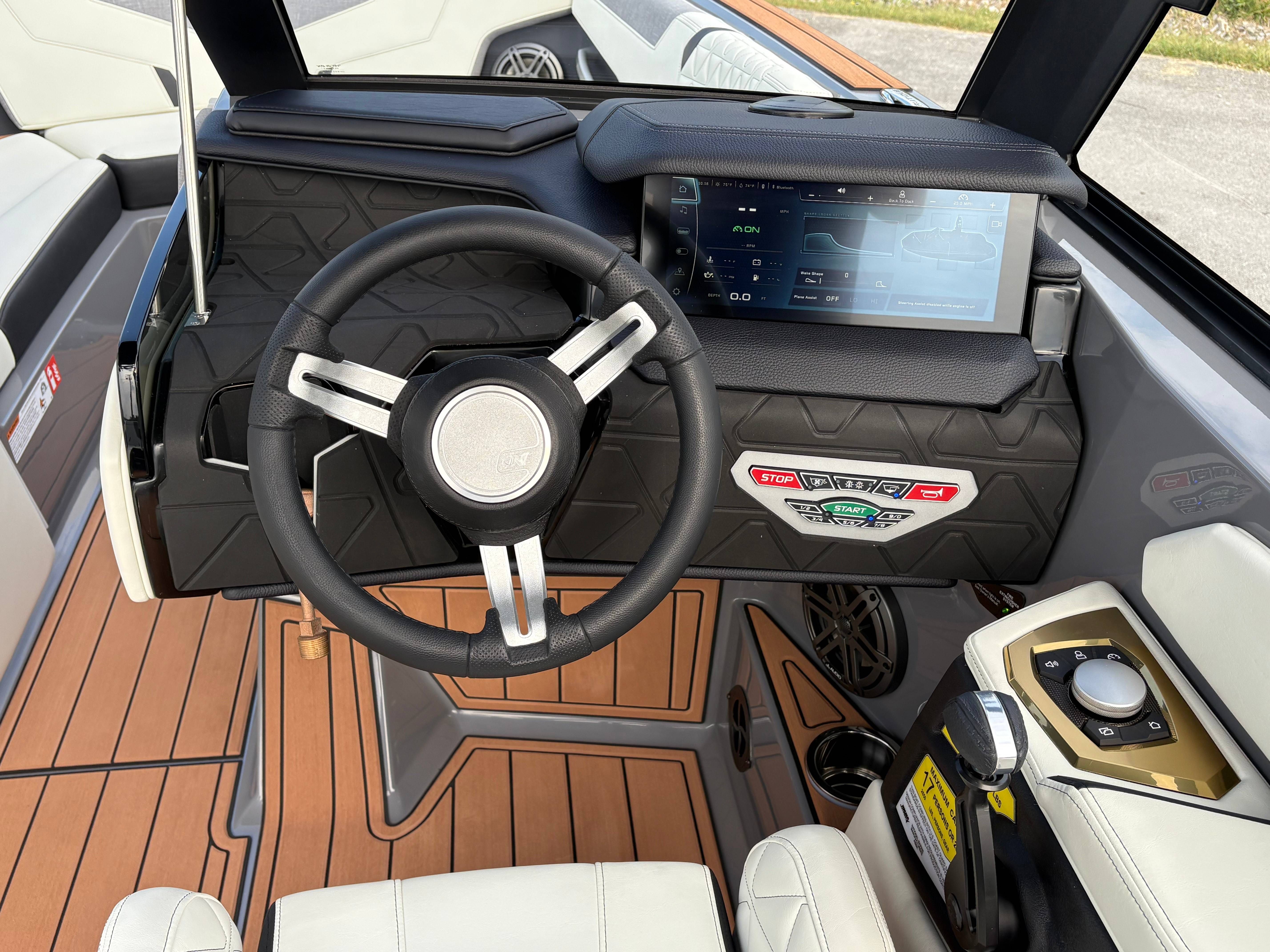 2026 Nautique GS24 - 40