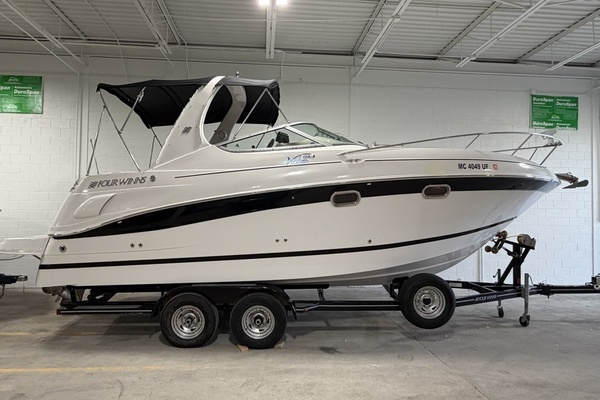 2005 Four Winns 268 Vista