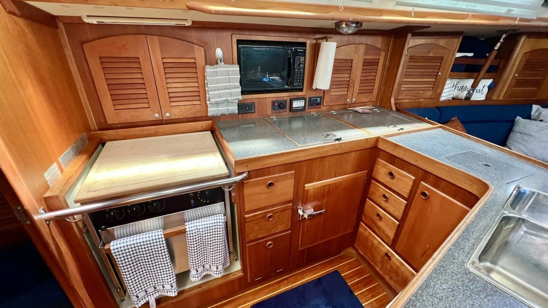 1999 Sabre 402 Sail - Image 18