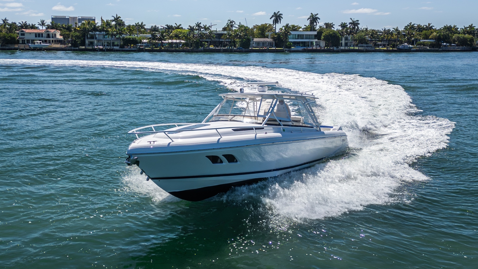 2014 Intrepid 400 Cuddy - Image 4