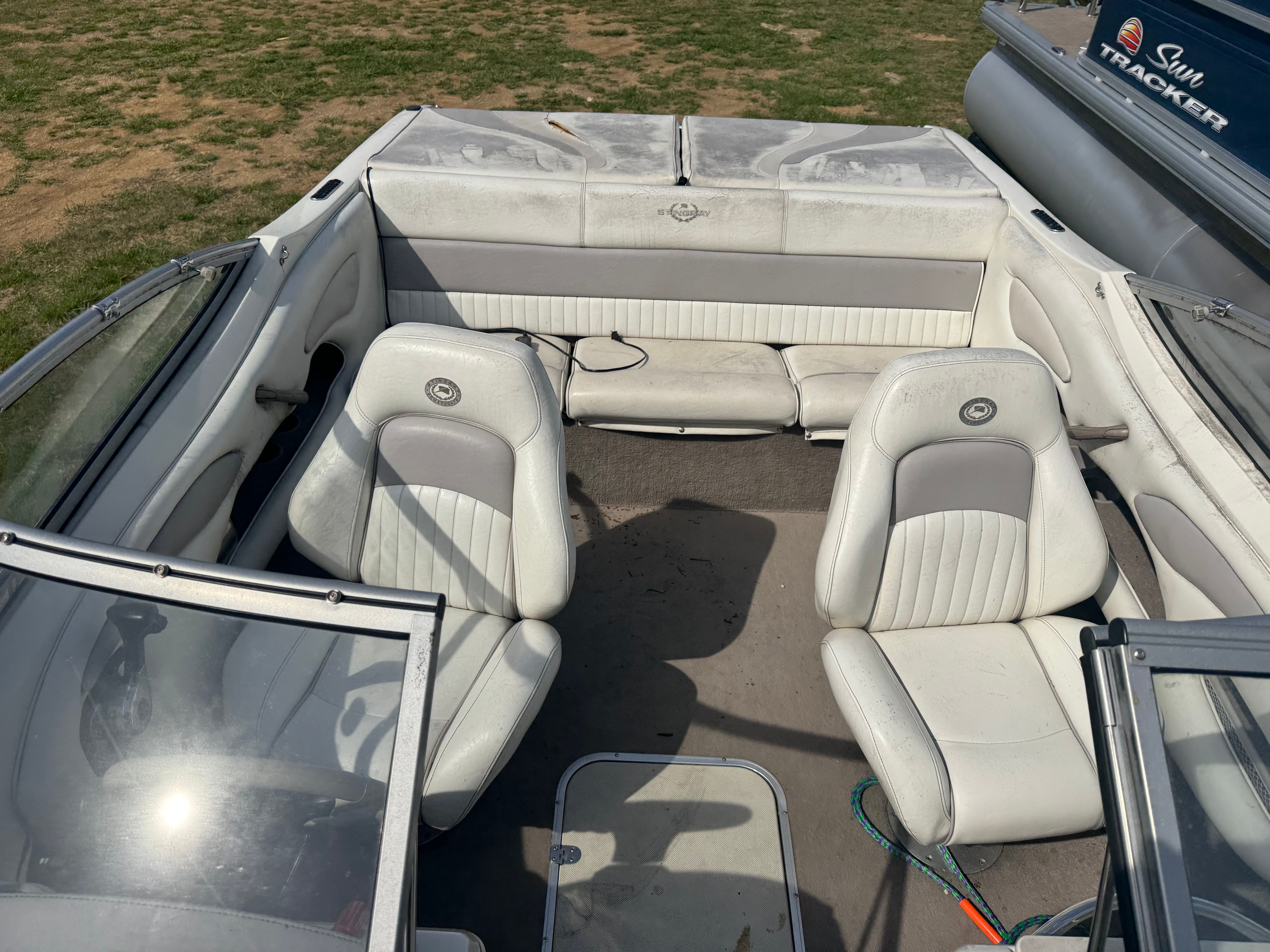 2009 Stingray 199 FX - 18