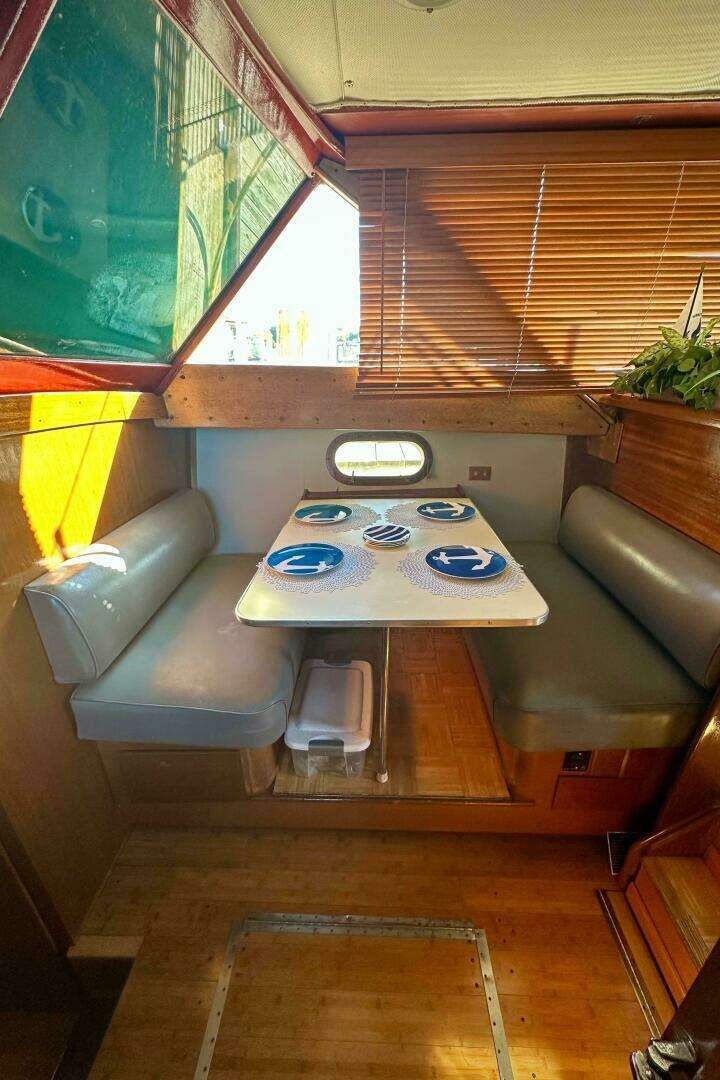 1960 Chris-Craft 45 Constellation - Image 21