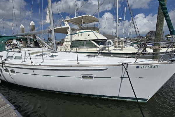 2004 Beneteau 423