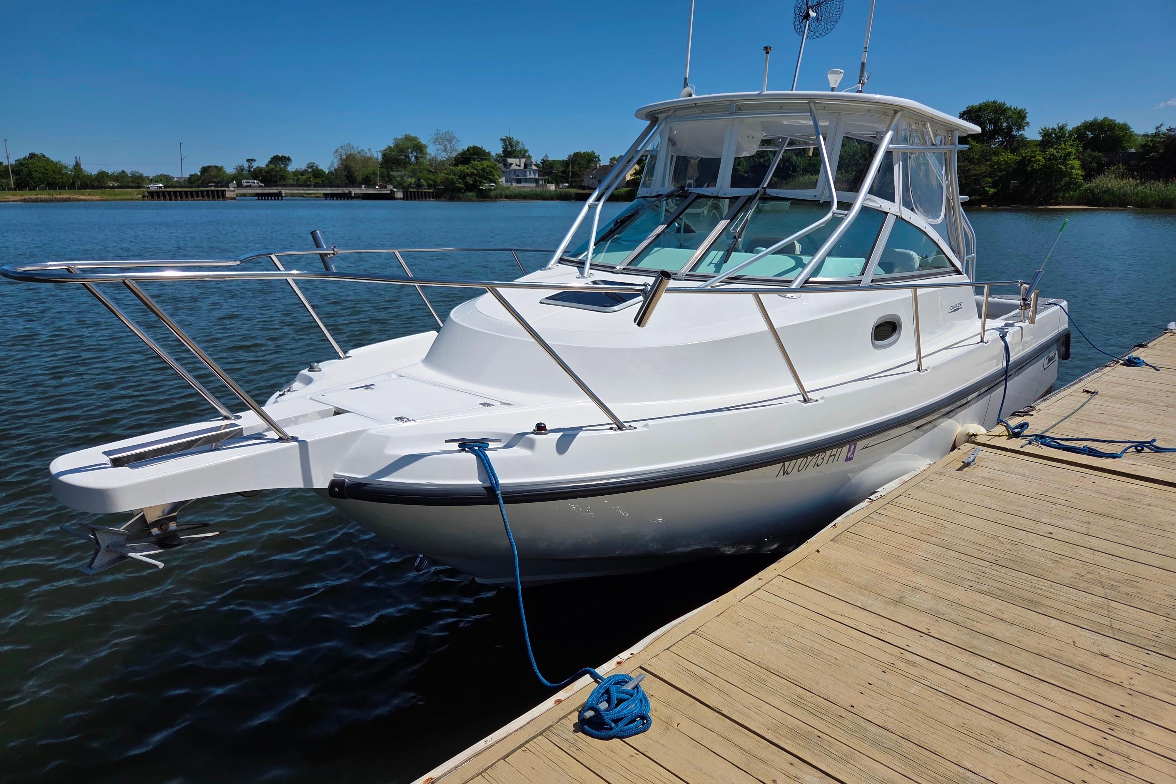 2002 Boston Whaler 275 Conquest
