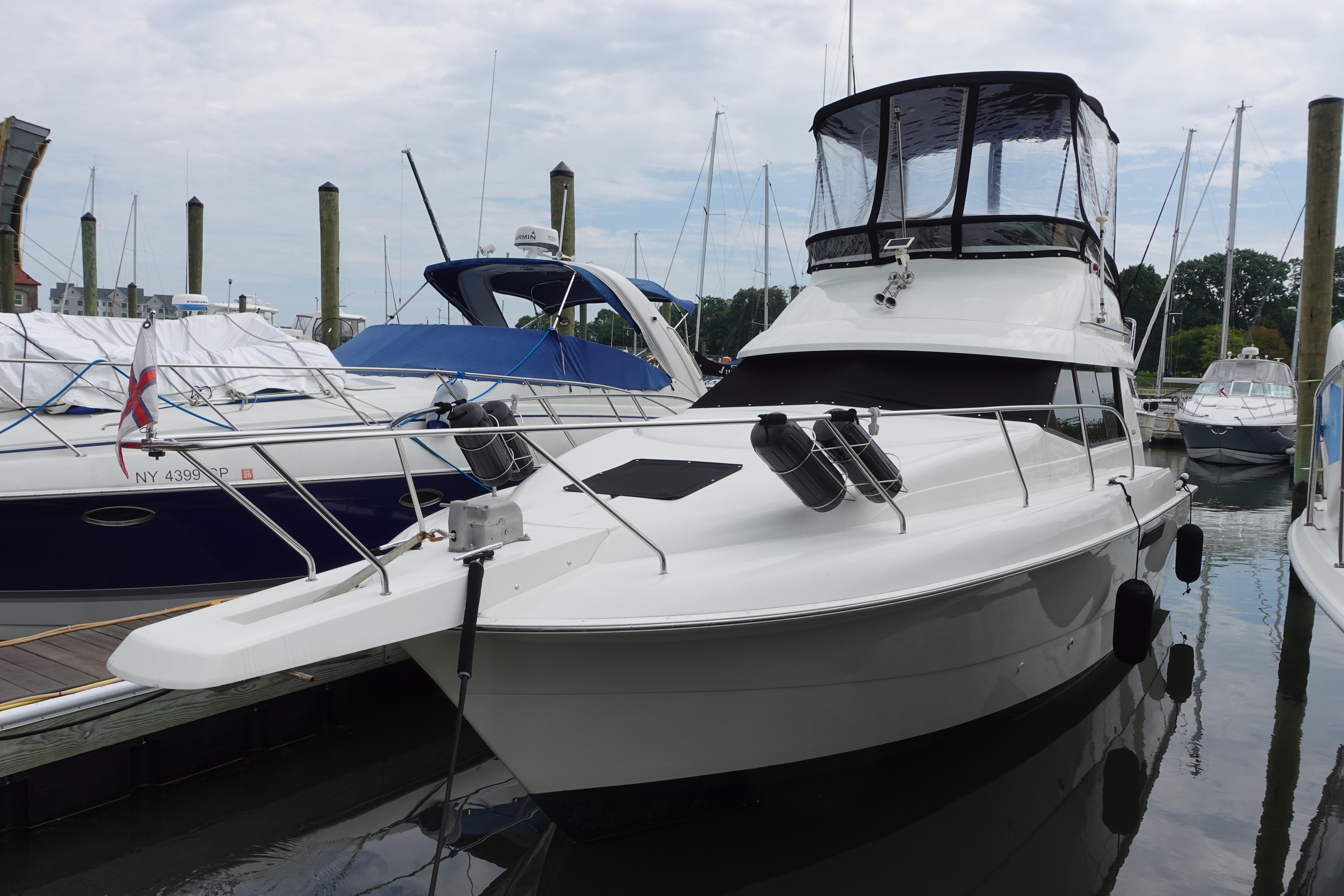 1993 Silverton 31 Convertible