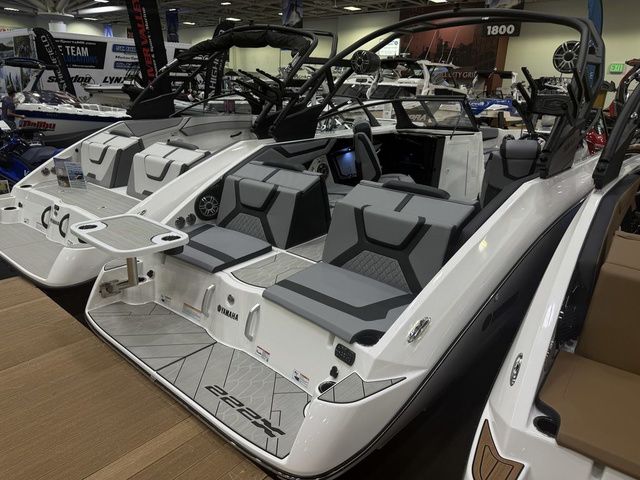 2026 Yamaha Boats 222XE - 2