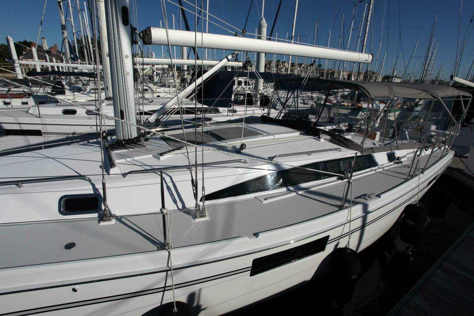 2025 Catalina 426 - Image 3