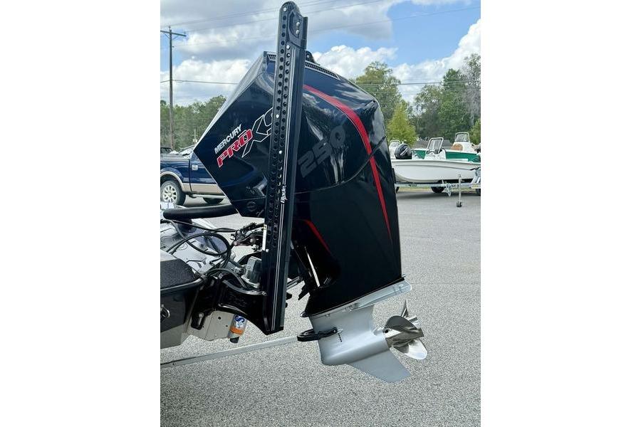 2023 Ranger Z520R boat with Mercury Pro XS 250 outboard motor.