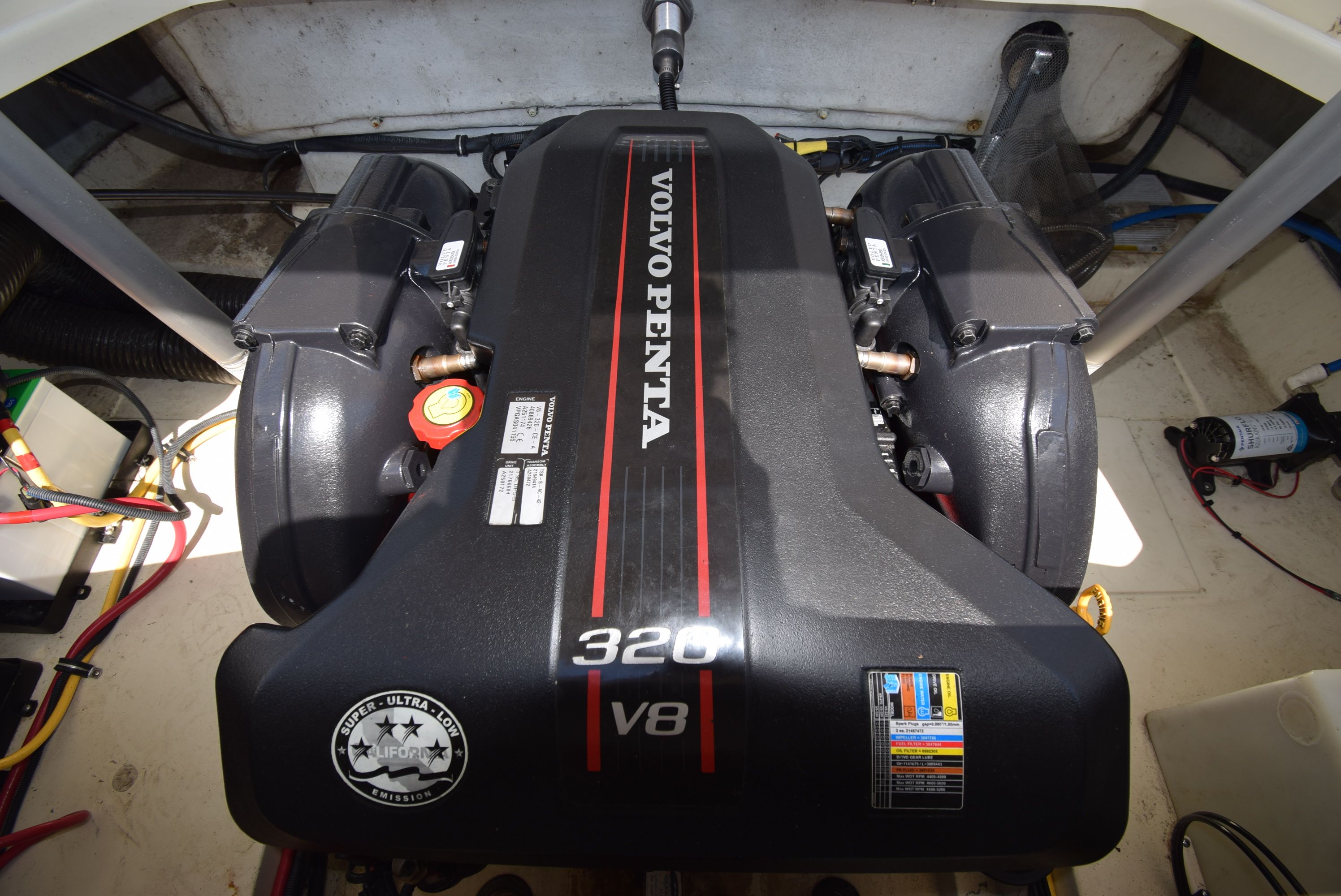 2014 Chris-Craft Launch 25 - 29