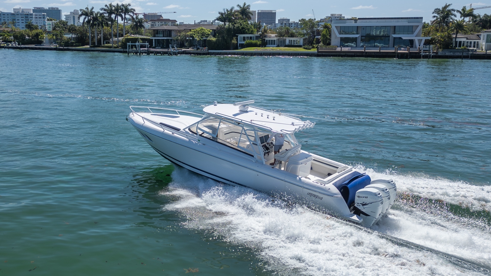 2014 Intrepid 400 Cuddy - Image 5