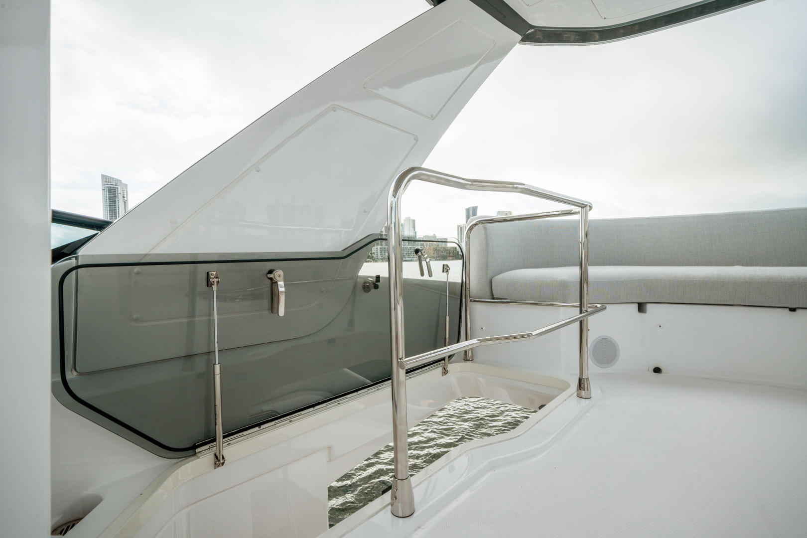 2023 Azimut 53 FLY - Image 56