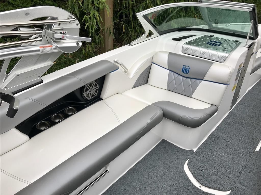 2013 MasterCraft X-30 - 25