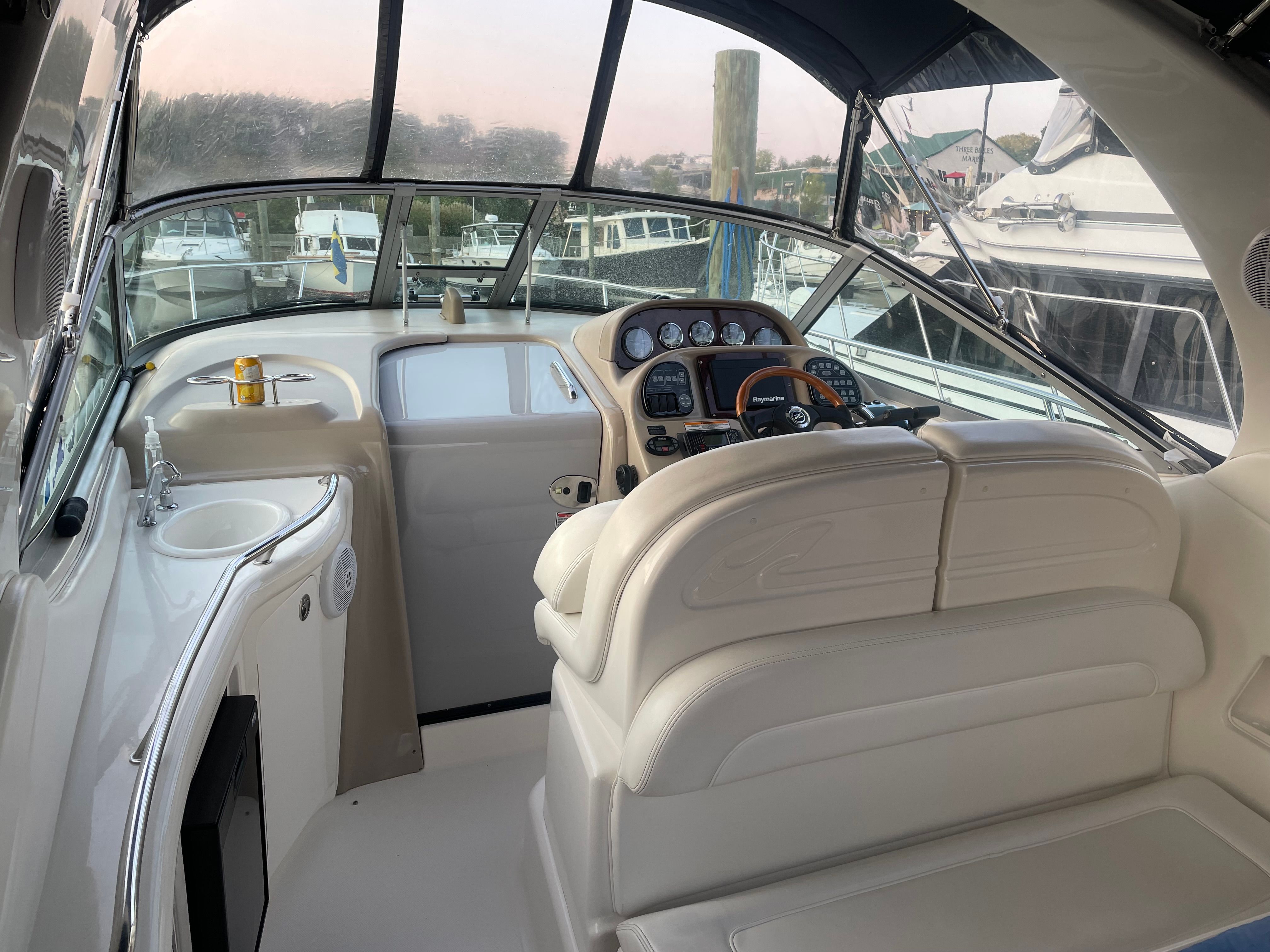 2004 Sea Ray 300 Sundancer - 6