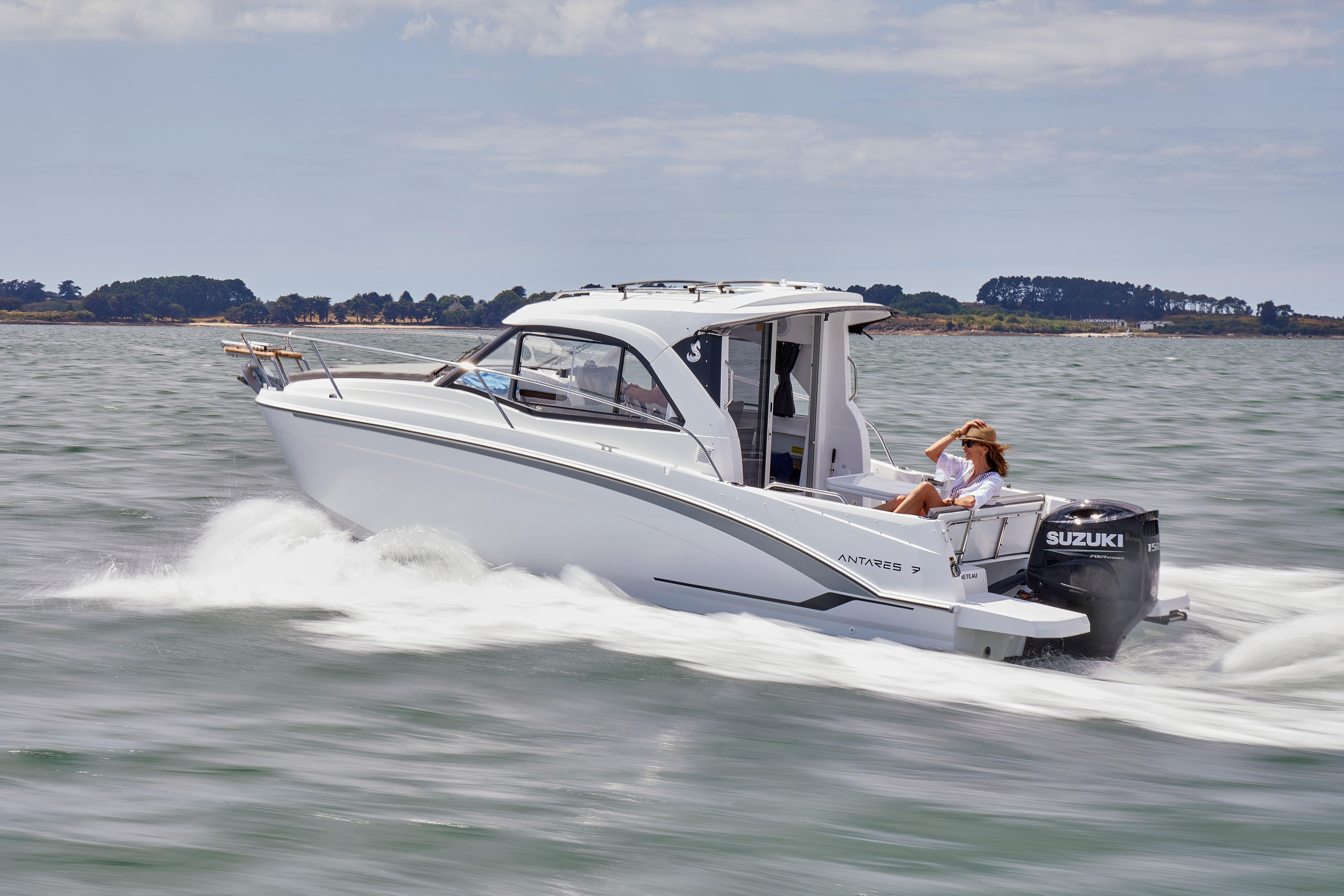 2026 Beneteau Antares 7
