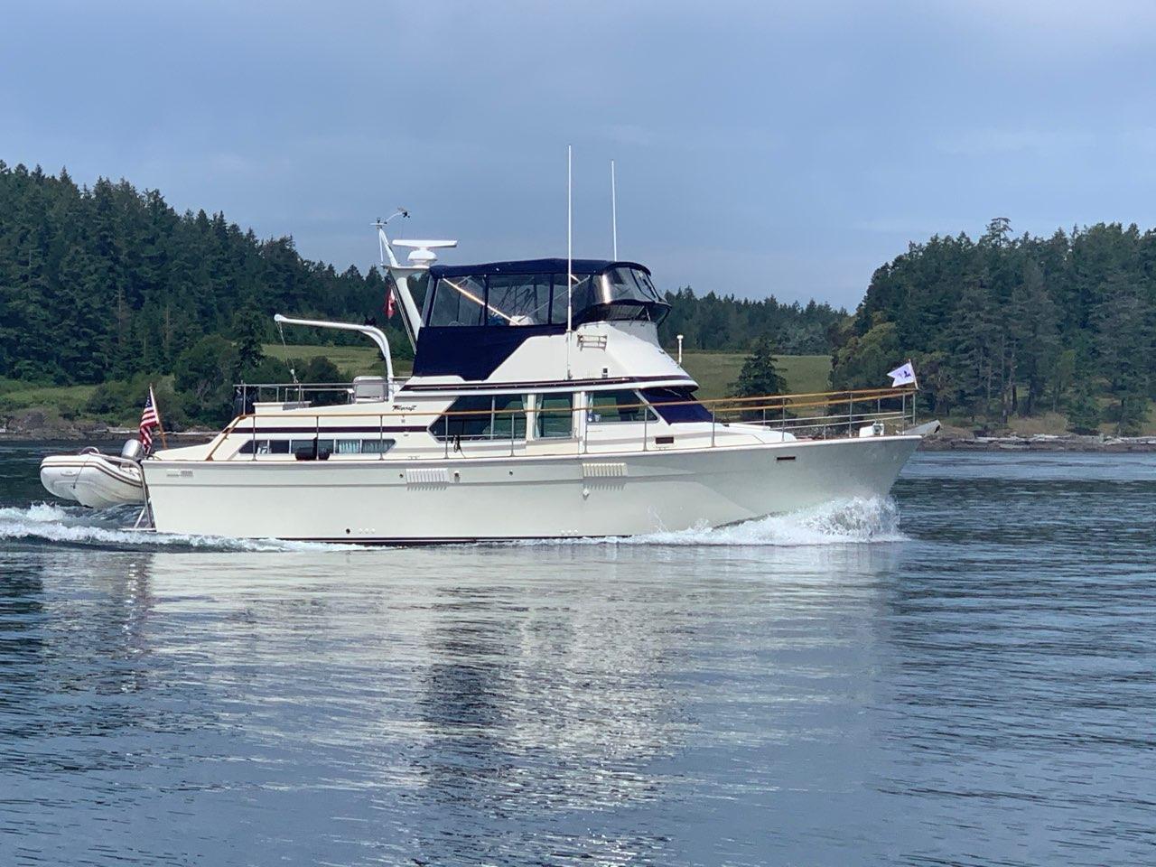 1978 Tollycraft 40 Tri-Cabin Motor Yacht