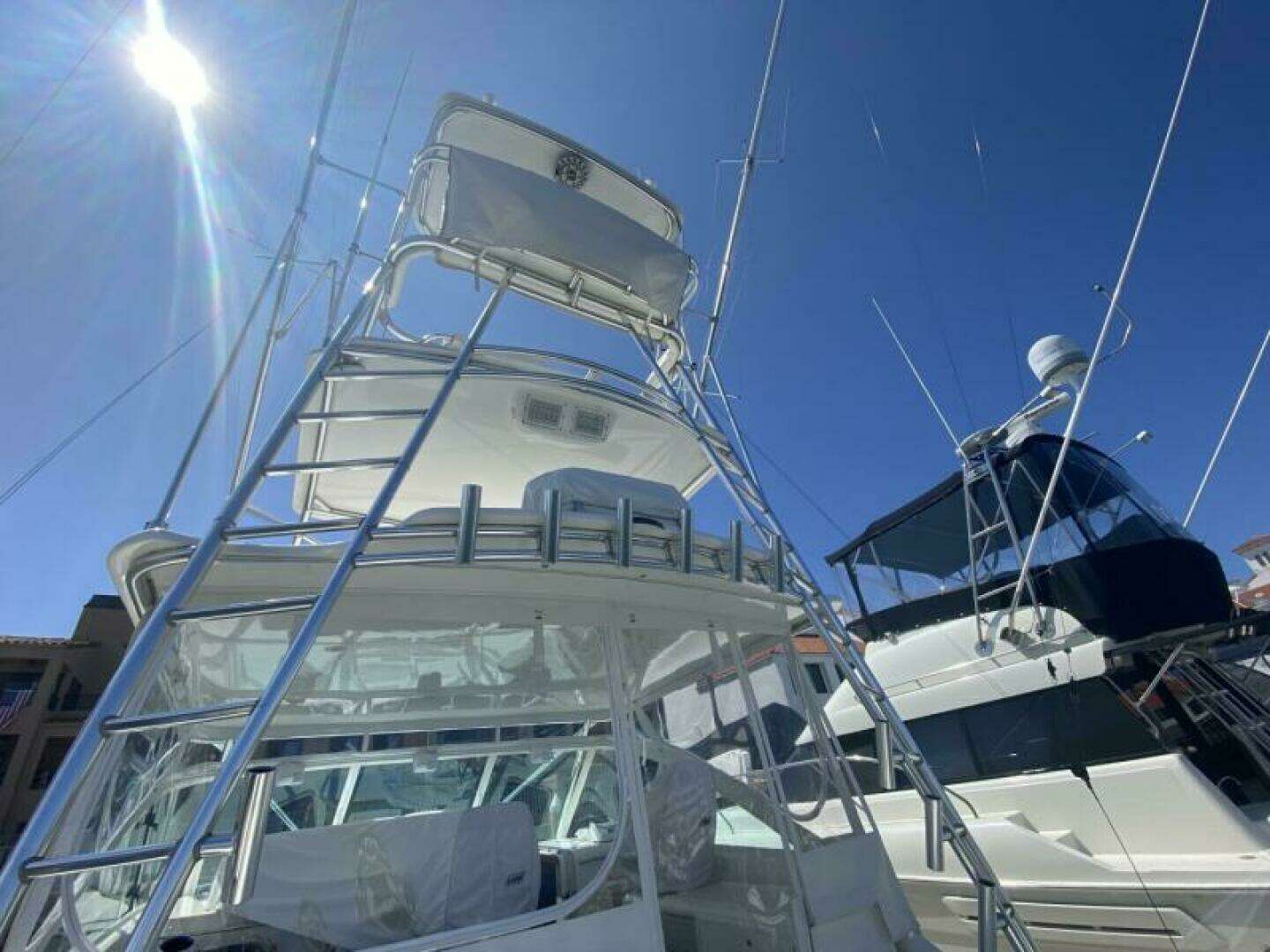 2006 Cabo 40 Express - Image 4