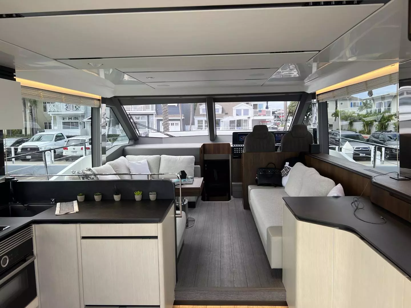 2022 Astondoa AS5 - Image 13