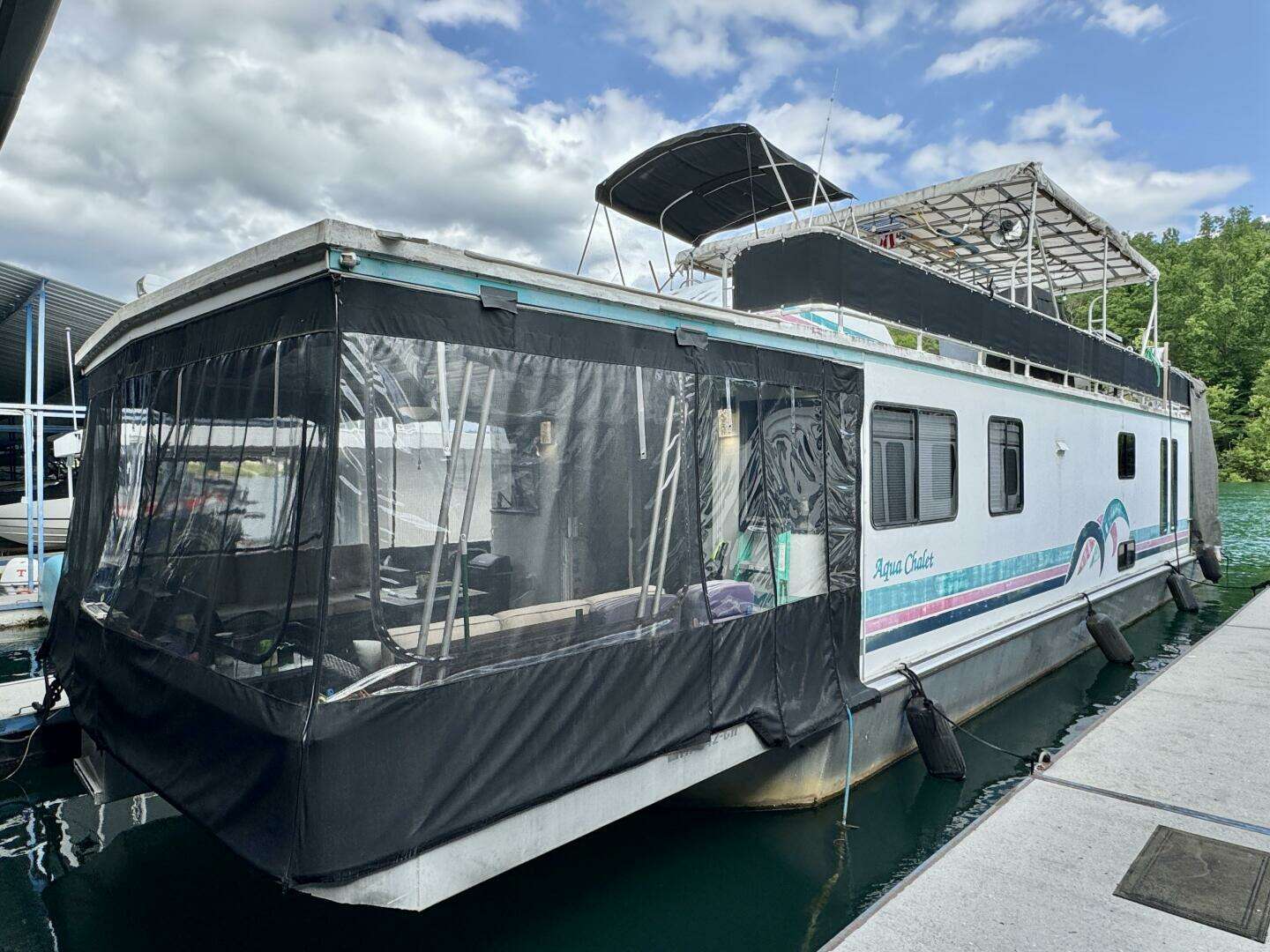 1999 Aqua Chalet 16 x 68 Widebody - Image 3