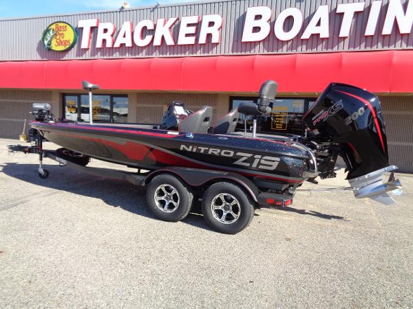 2024 Nitro Z19 Pro boat displayed outside Tracker Boating store.