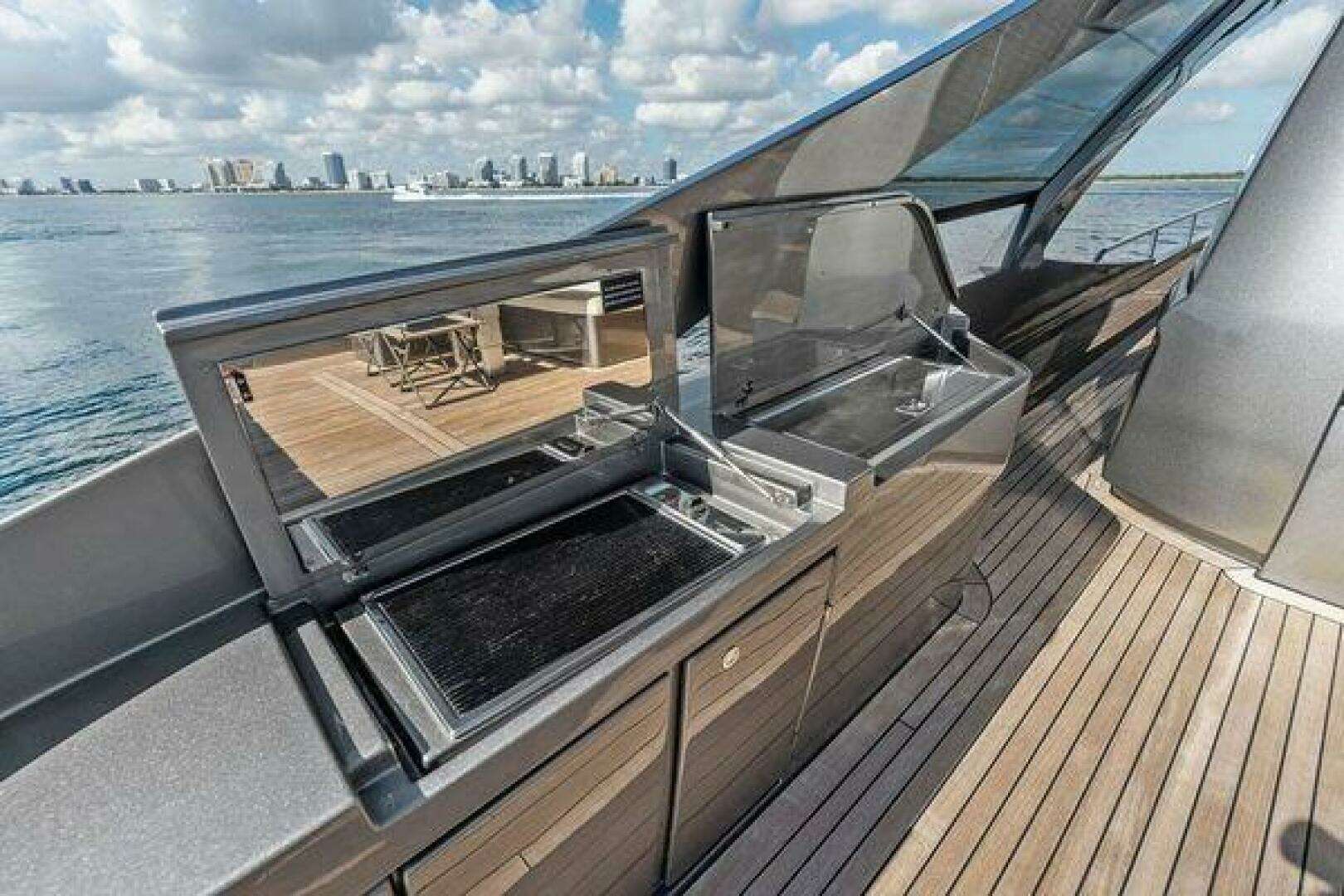 2019 Pershing — - Image 40
