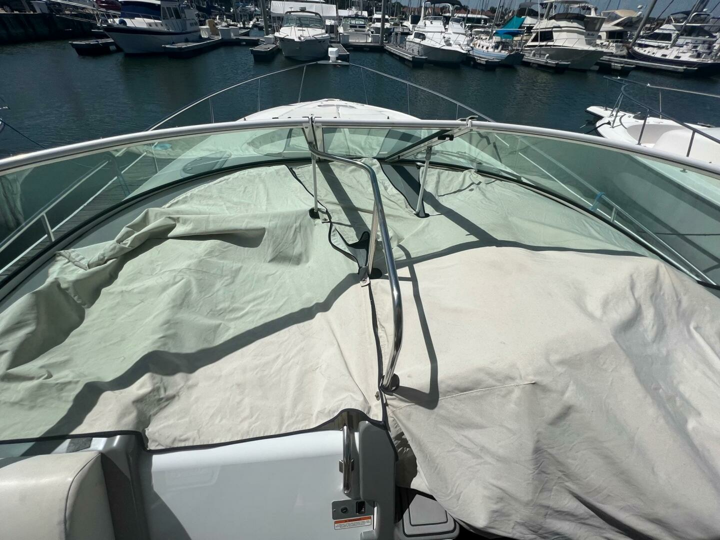 2007 Cruisers Yachts 340 Express - Image 17