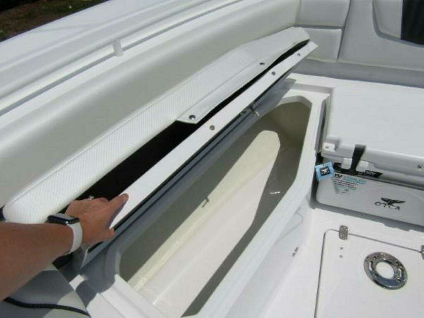 2024 Wellcraft 352 Fisherman - Image 9