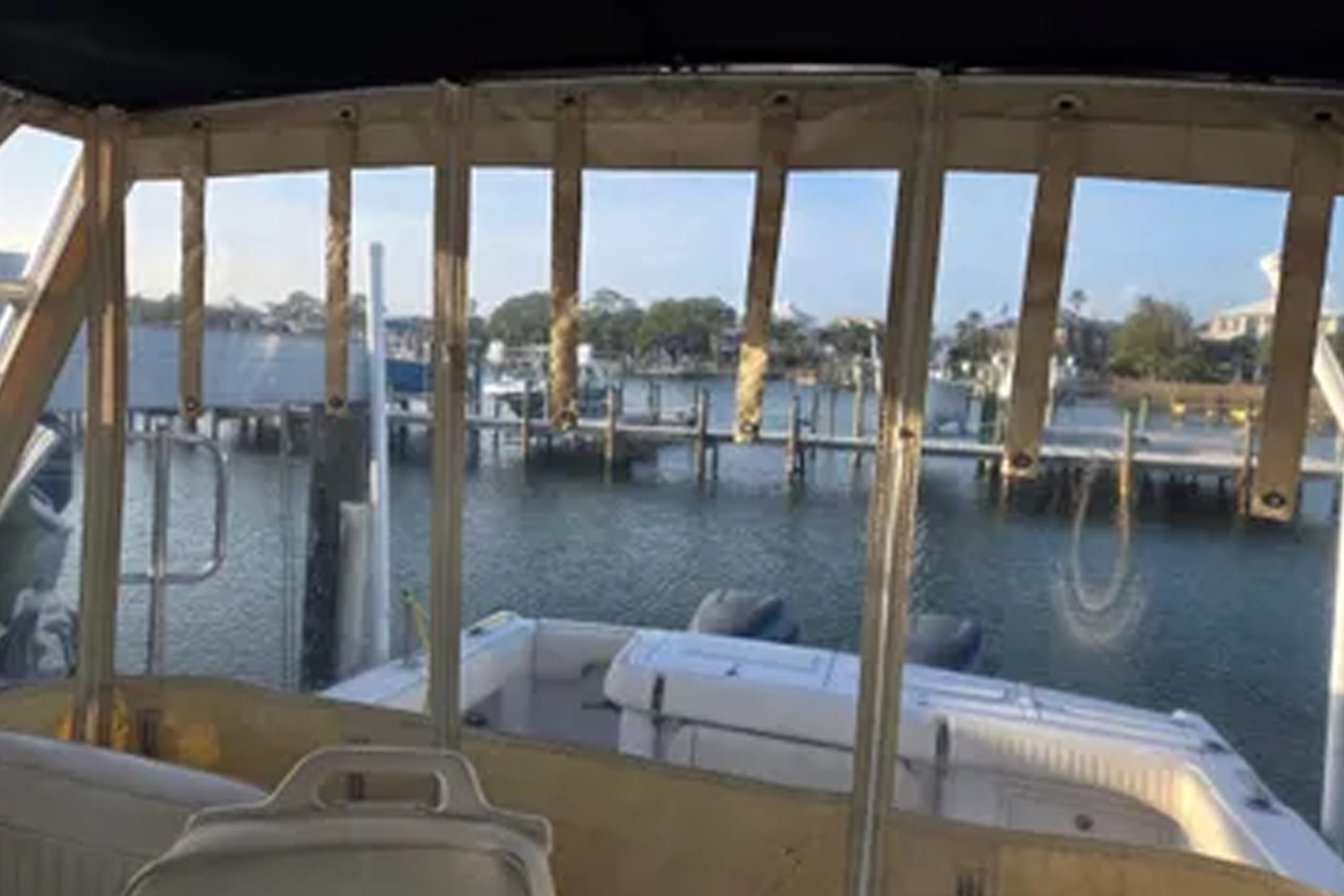 2004 Grady-White Express 330 - Image 15