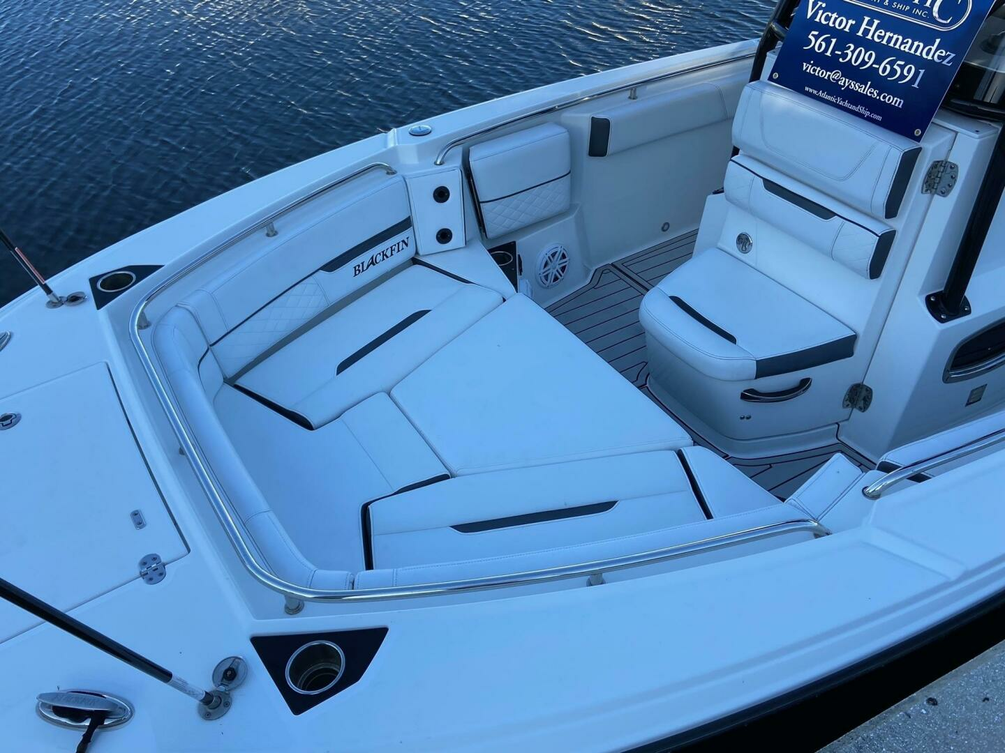 2021 Blackfin 252 - Image 6