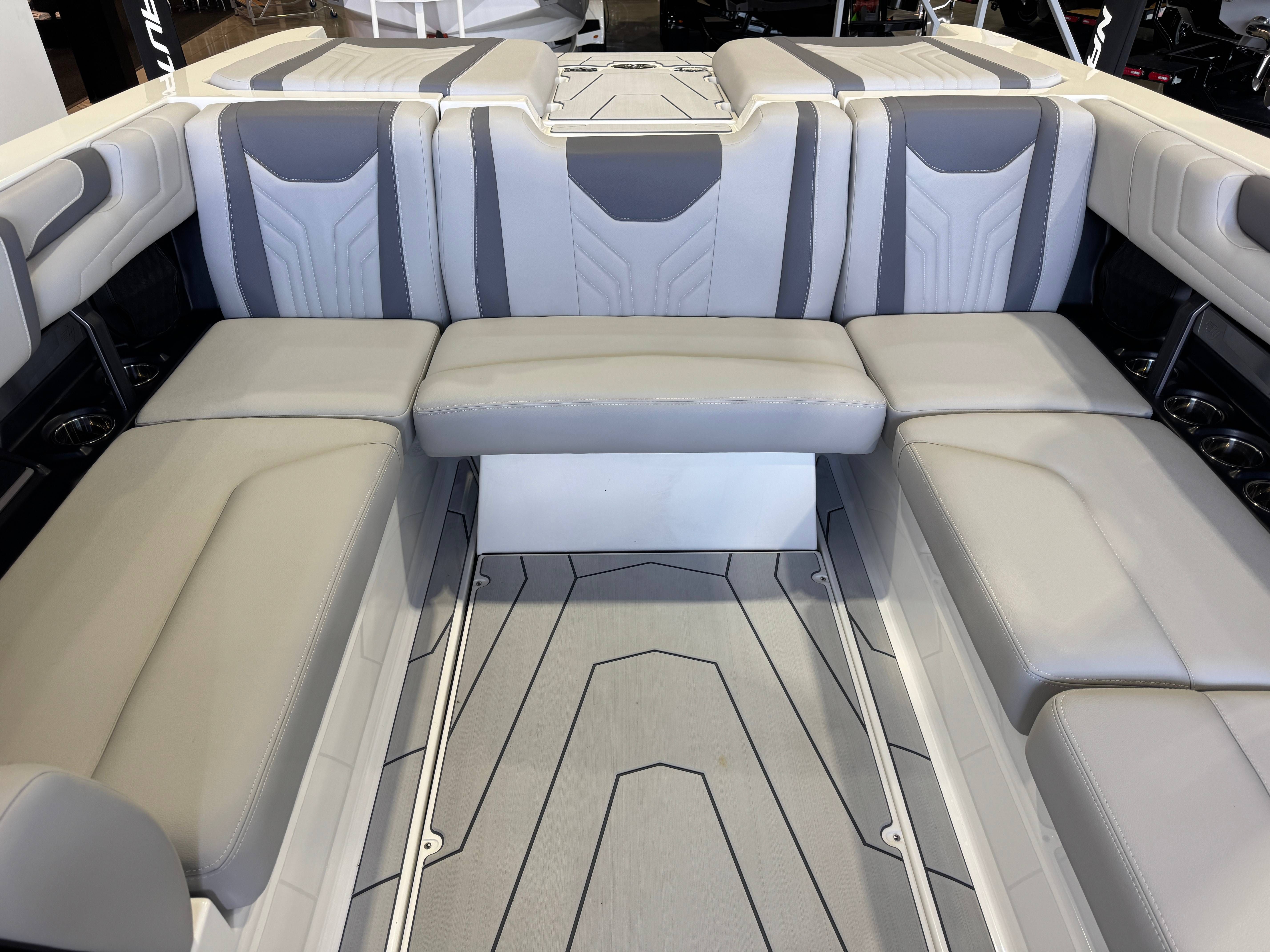 2026 Malibu Wakesetter 25 LSV - 27