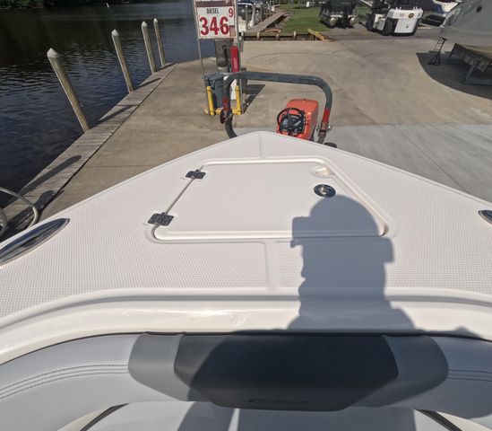 2026 Robalo Center Console R230 In Stock Trailer Included - 20
