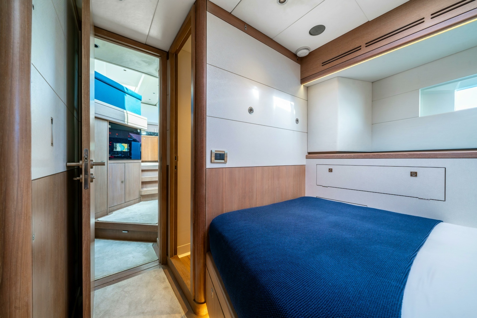 2013 Oyster Yachts Oyster 885 - Image 47