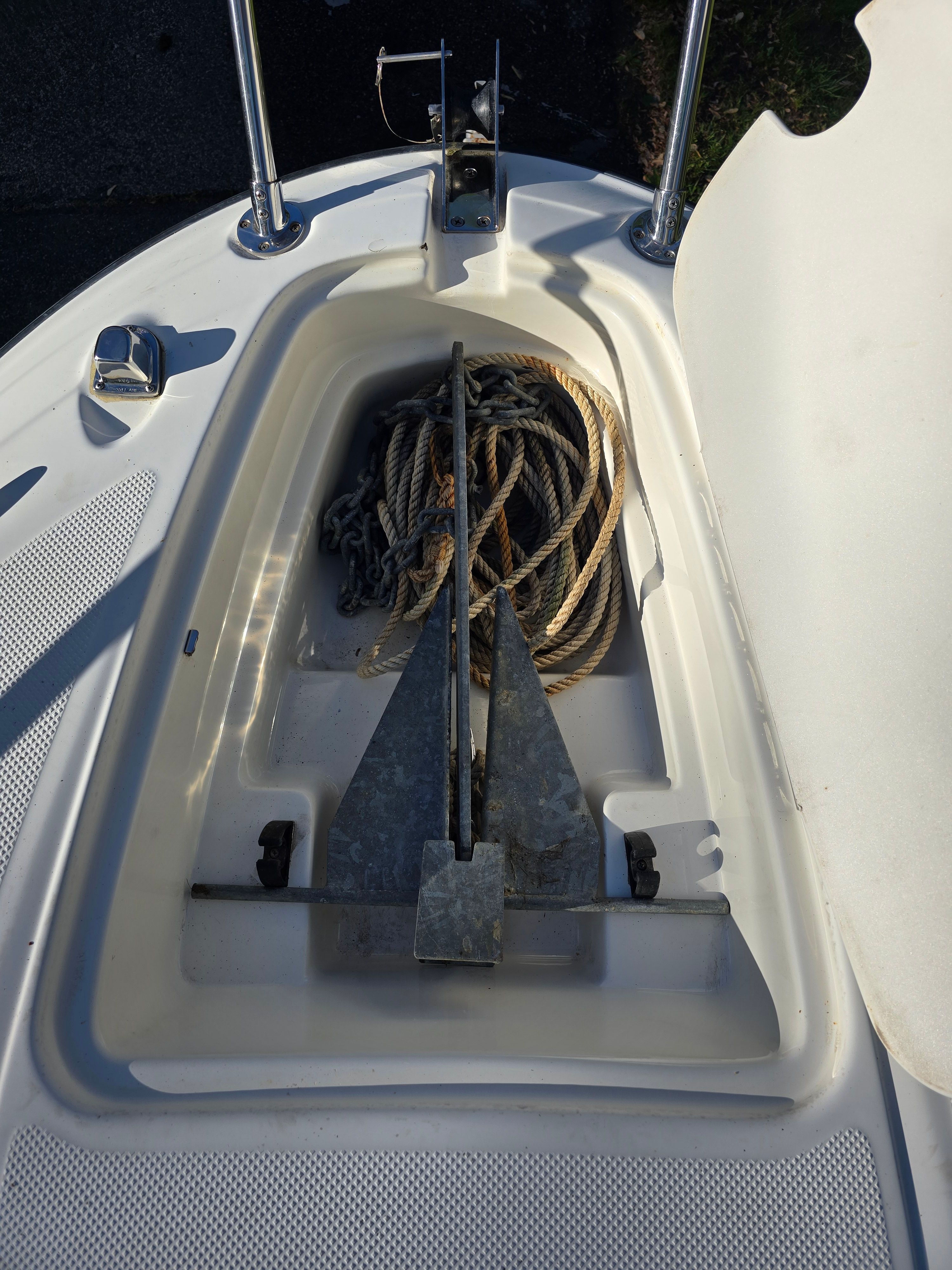 2007 Bayliner Discovery 192 - 16