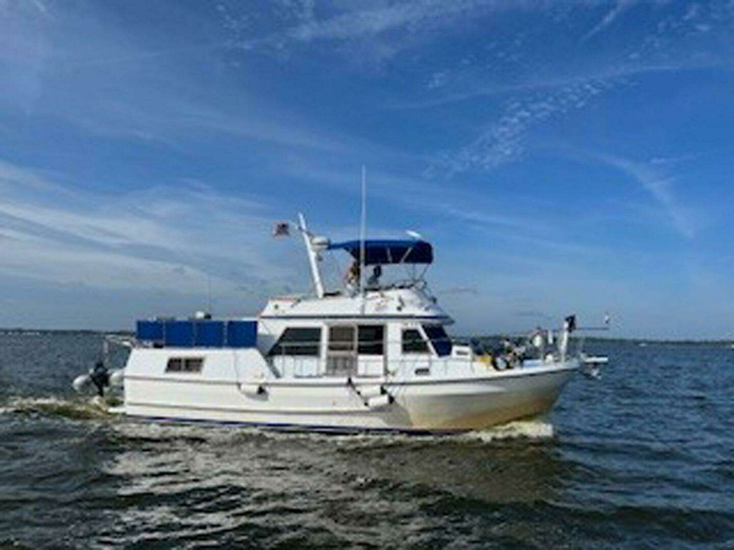 1984 Golden Star Trawler - Image 4