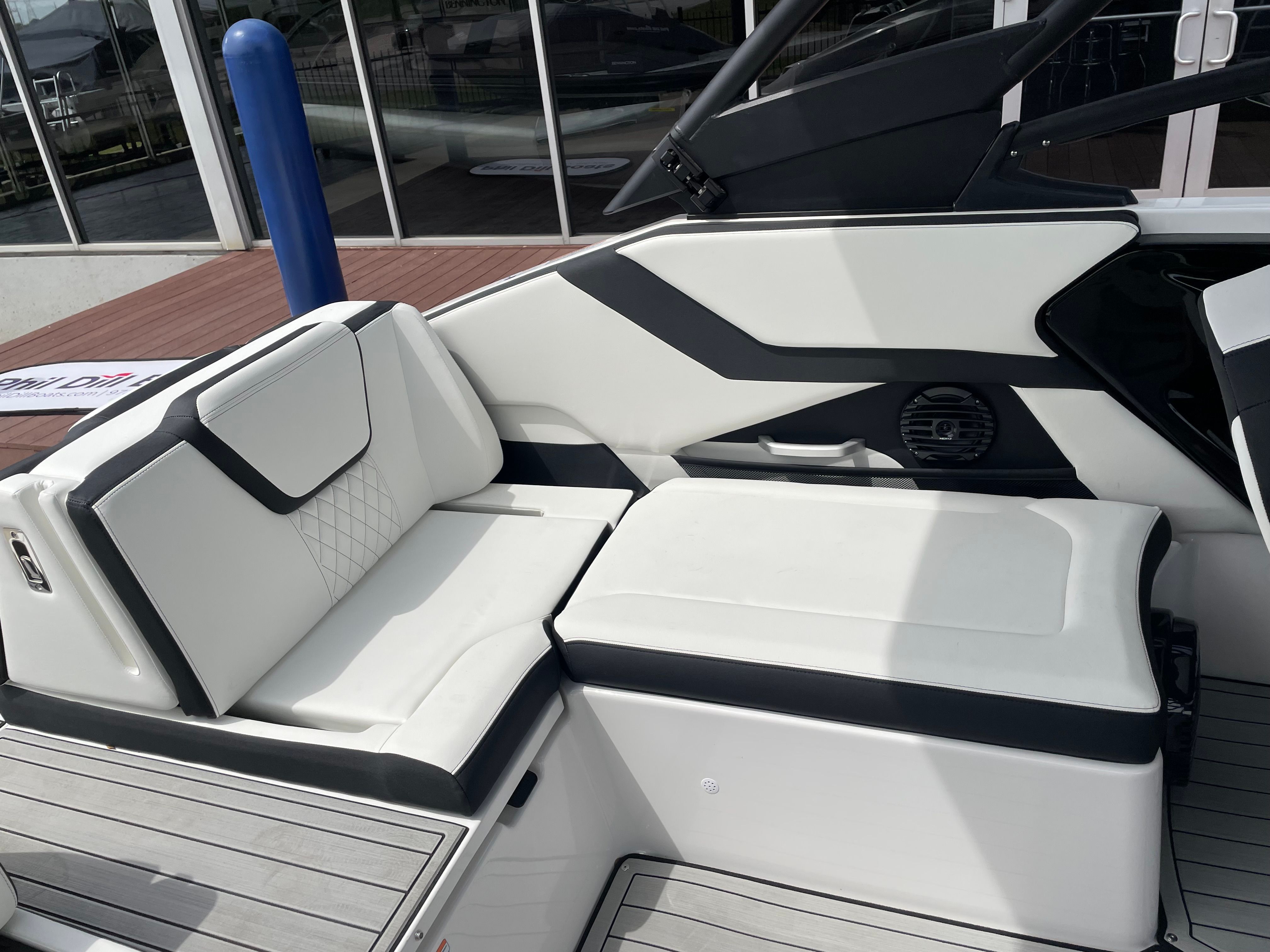 2026 YAMAHA 252 SD - Image 18