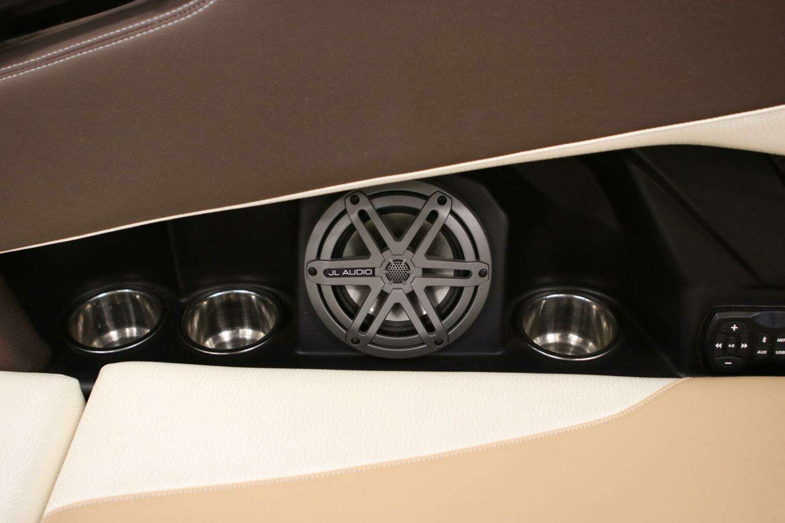 2018 Supra SR - Image 76