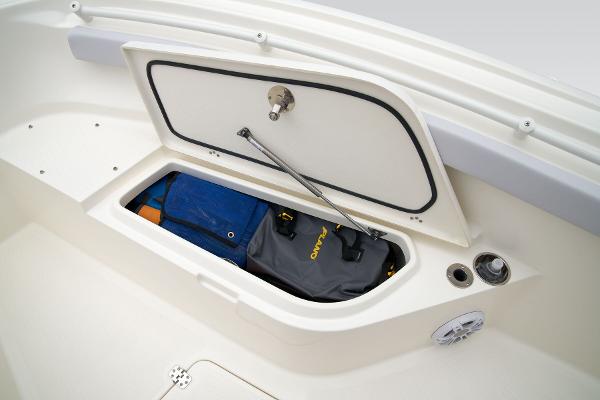 2026 Mako 214 Center Console - 33